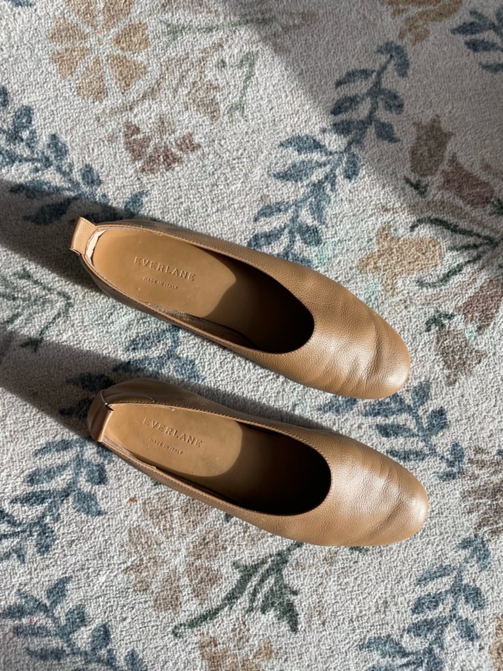 Everlane Women's Tan Leather Ballet Flats